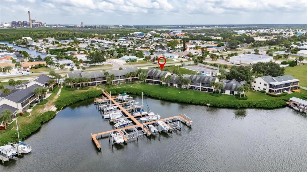 620 YARDARM DRIVE #10 Apollo Beach, FL 33572