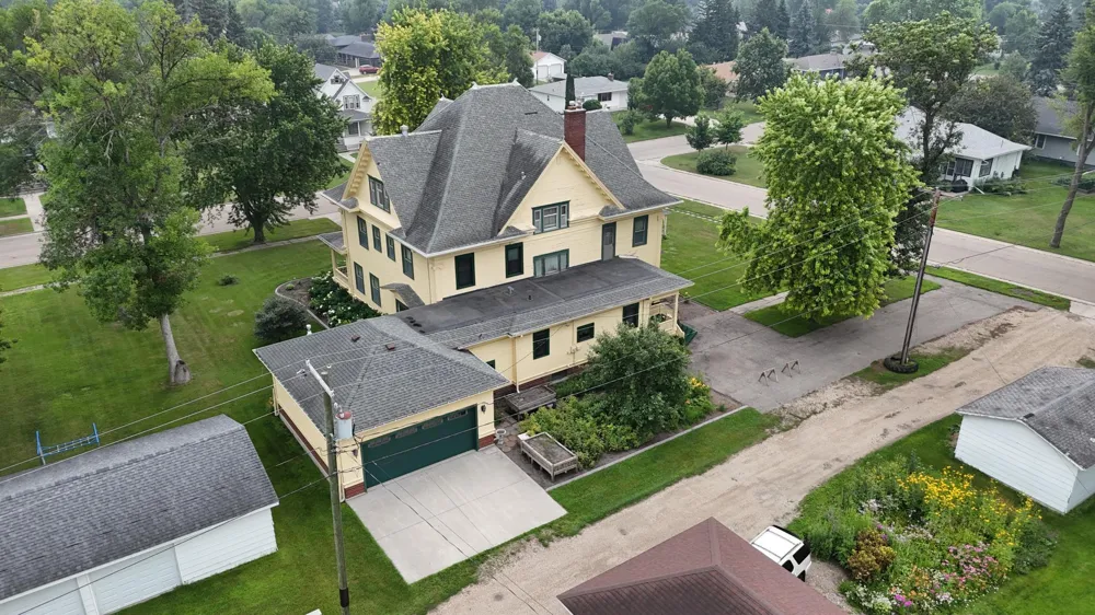 312 10th Avenue Casselton, ND 58012