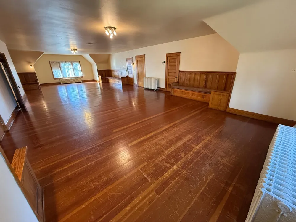 312 10th Avenue Casselton, ND 58012