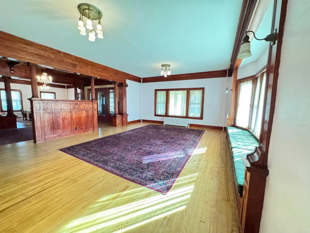 312 10th Avenue Casselton, ND 58012