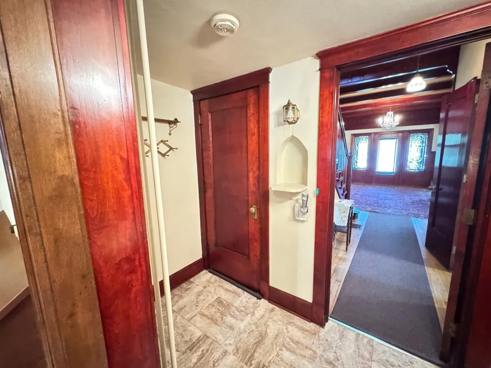 312 10th Avenue Casselton, ND 58012