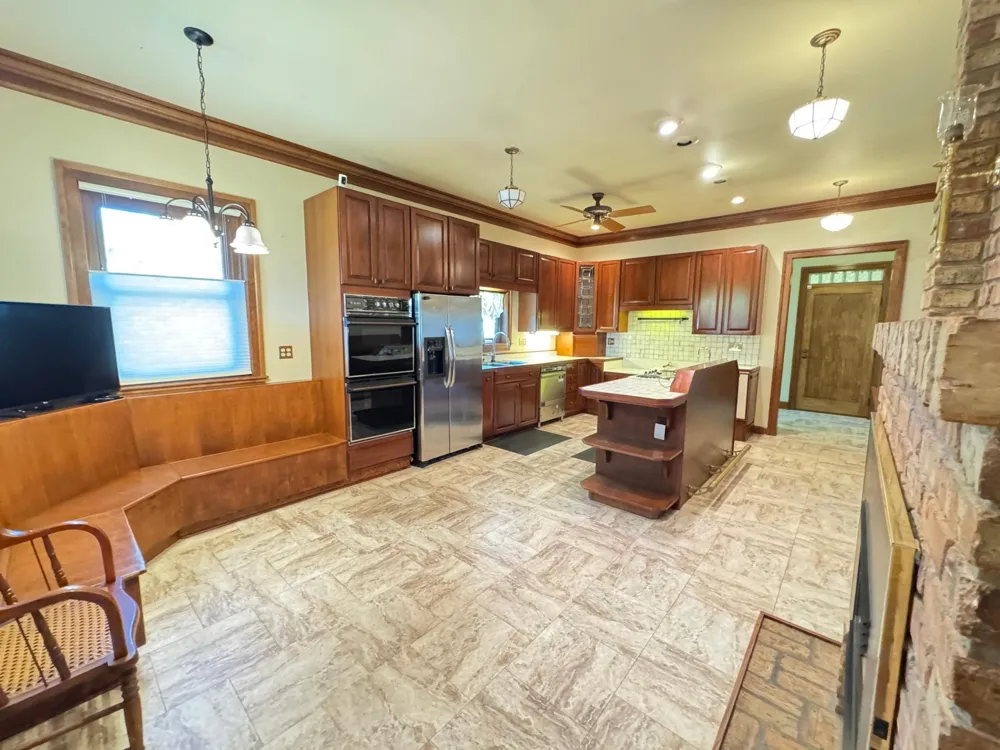 312 10th Avenue Casselton, ND 58012