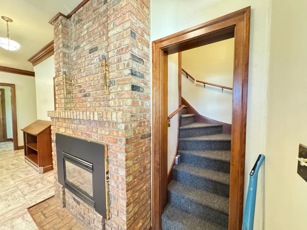 312 10th Avenue Casselton, ND 58012