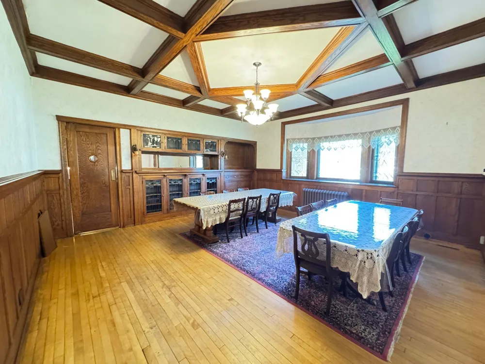 312 10th Avenue Casselton, ND 58012