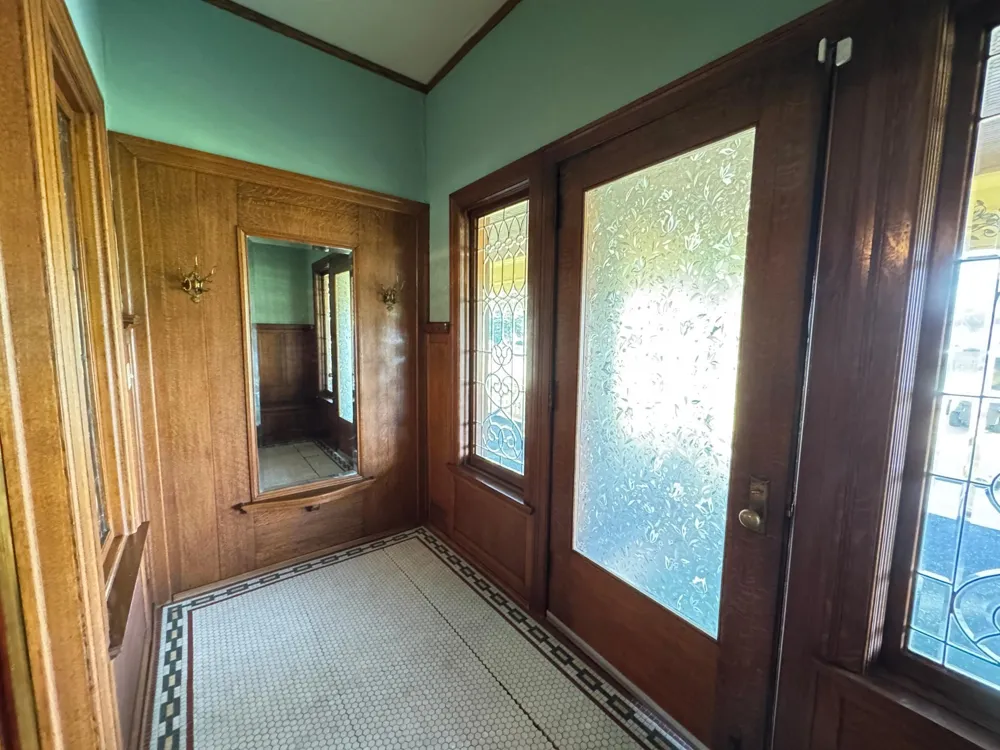312 10th Avenue Casselton, ND 58012