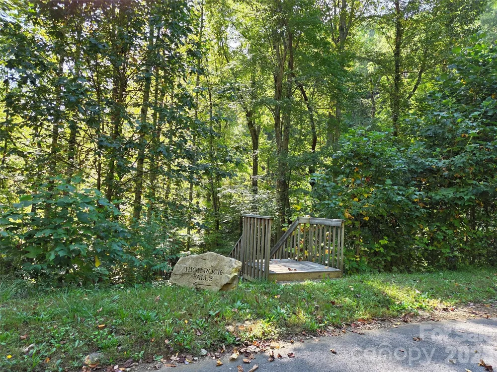 1505 Summit View Drive #20 Canton, NC 28716