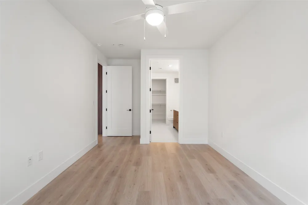 1701 Simond Avenue #206 Austin, TX 78723