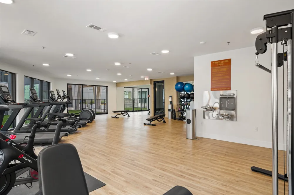 1701 Simond Avenue #206 Austin, TX 78723