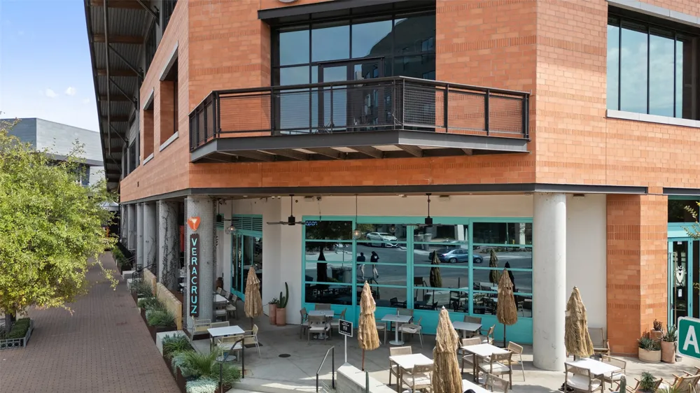 1701 Simond Avenue #206 Austin, TX 78723