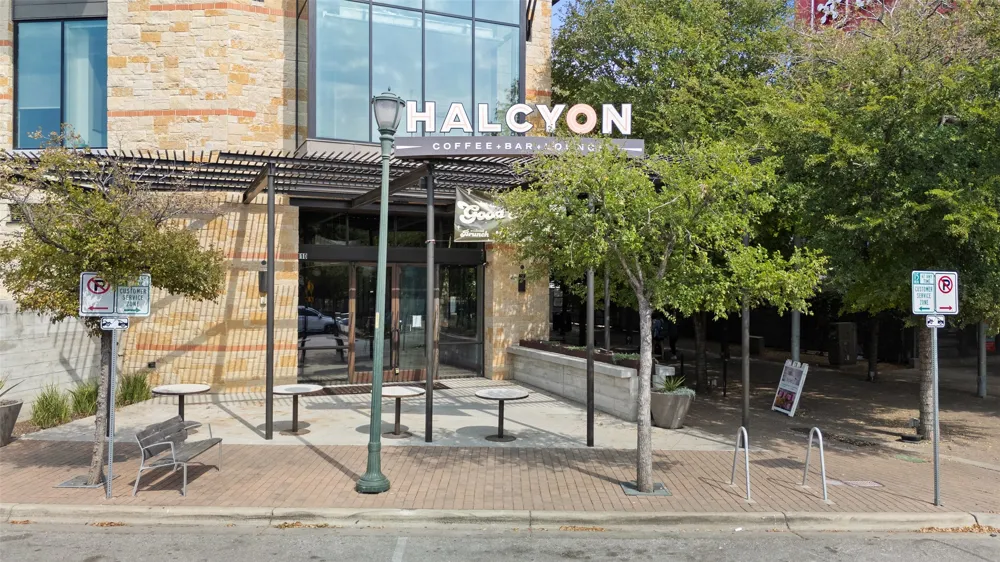 1701 Simond Avenue #206 Austin, TX 78723