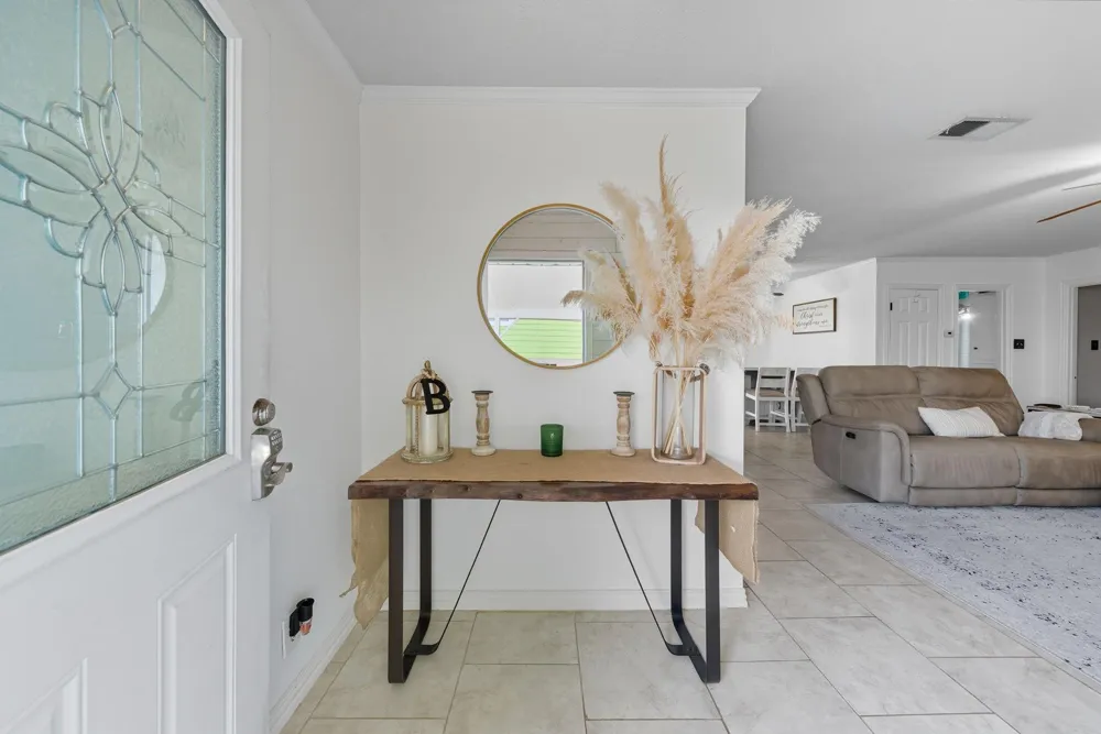 439 Pompano Street Bayou Vista, TX 77563