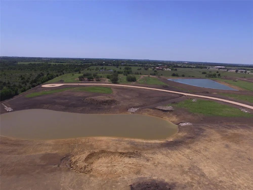 1 Jozwiak Rd Chappell Hill, TX 77426