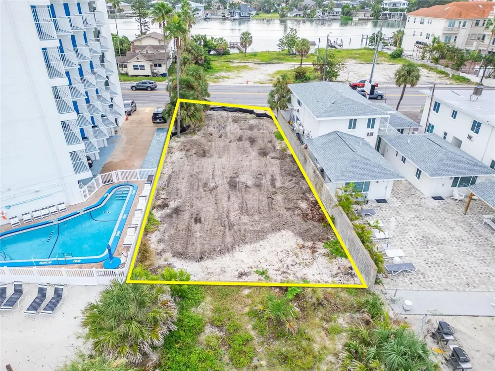 10178 GULF BOULEVARD Treasure Island, FL 33706