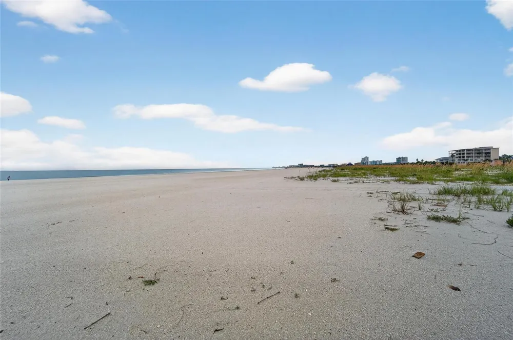 10178 GULF BOULEVARD Treasure Island, FL 33706