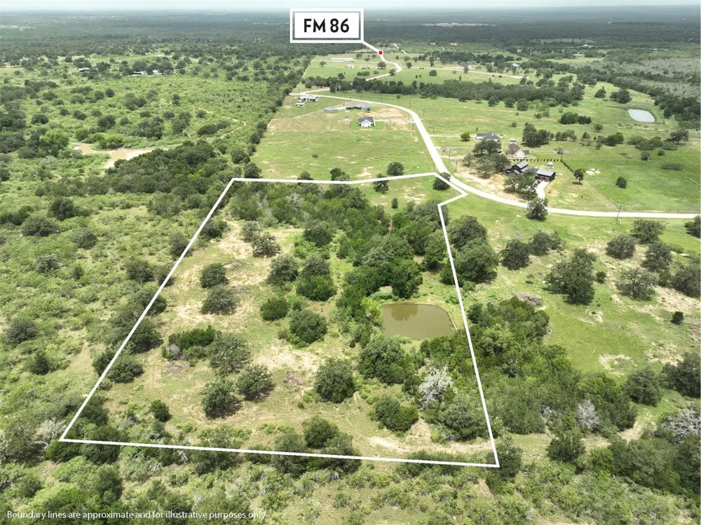 159 Starlight Path Red Rock, TX 78662