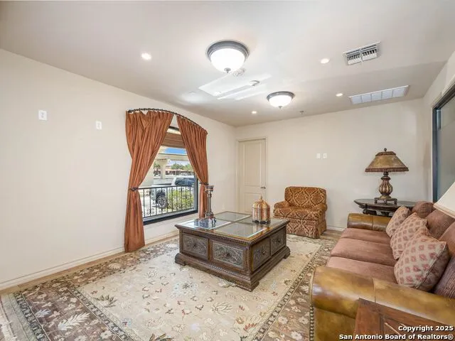 5150 Loop 1604 San Antonio, TX 78249