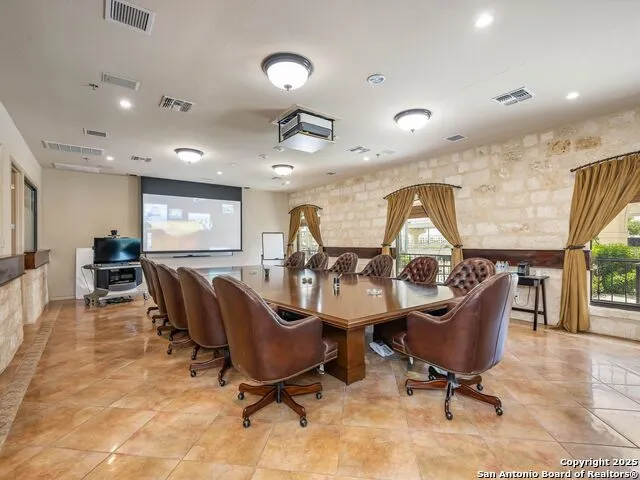5150 Loop 1604 San Antonio, TX 78249