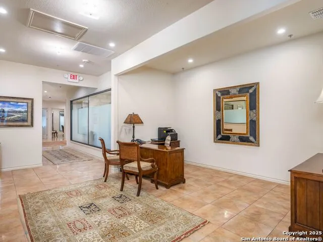 5150 Loop 1604 San Antonio, TX 78249