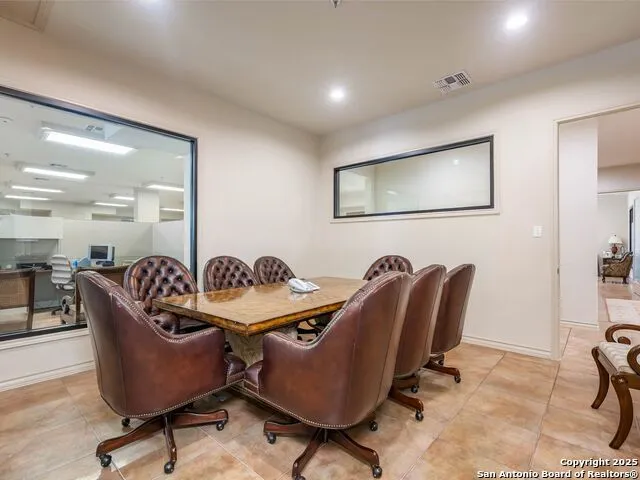5150 Loop 1604 San Antonio, TX 78249