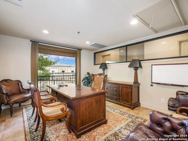 5150 Loop 1604 San Antonio, TX 78249