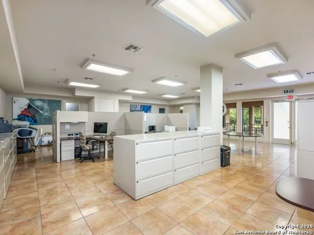 5150 Loop 1604 San Antonio, TX 78249