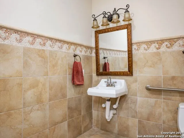 5150 Loop 1604 San Antonio, TX 78249