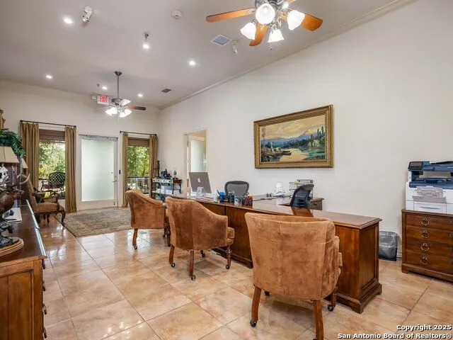 5150 Loop 1604 San Antonio, TX 78249