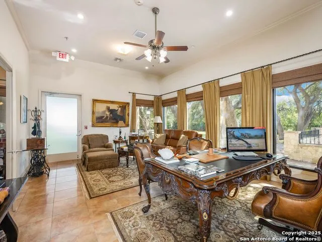 5150 Loop 1604 San Antonio, TX 78249