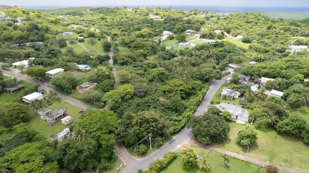 13 PR-997 Vieques, PR 00765