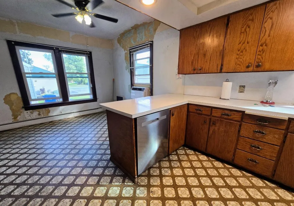 109 5th Avenue SE Pipestone, MN 56164