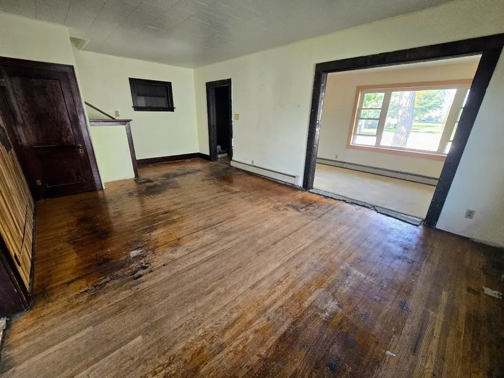 109 5th Avenue SE Pipestone, MN 56164