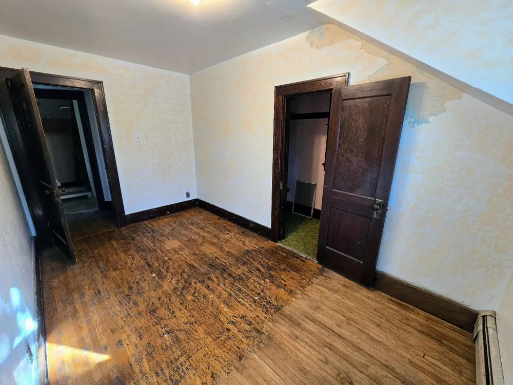 109 5th Avenue SE Pipestone, MN 56164