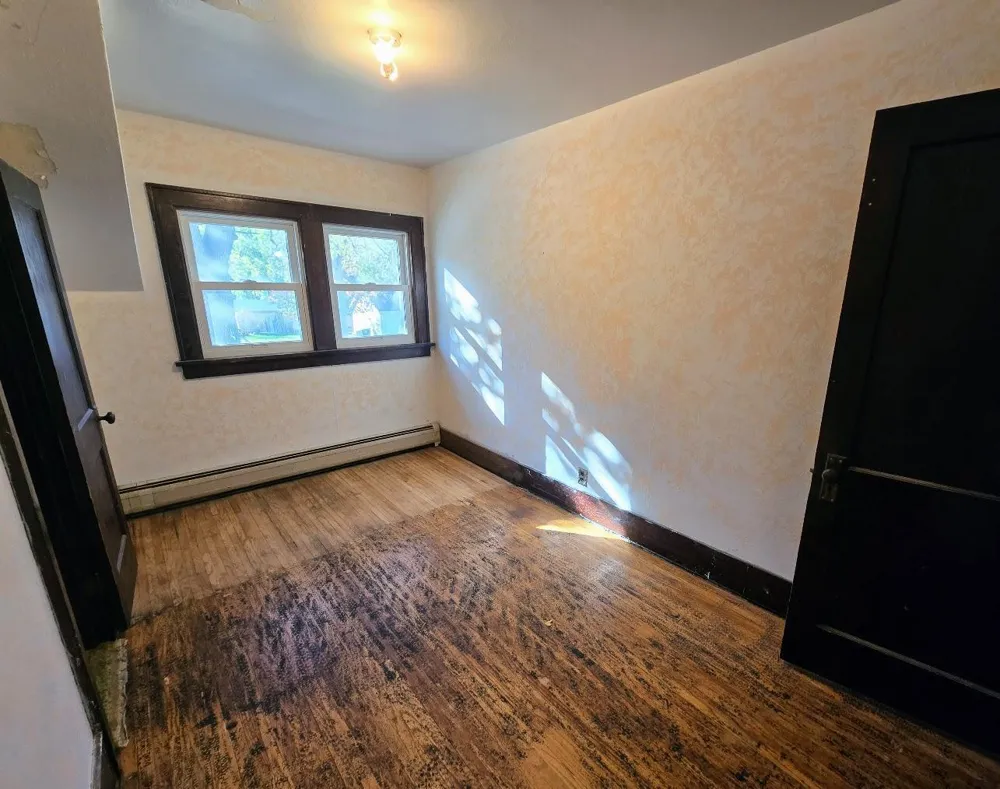 109 5th Avenue SE Pipestone, MN 56164