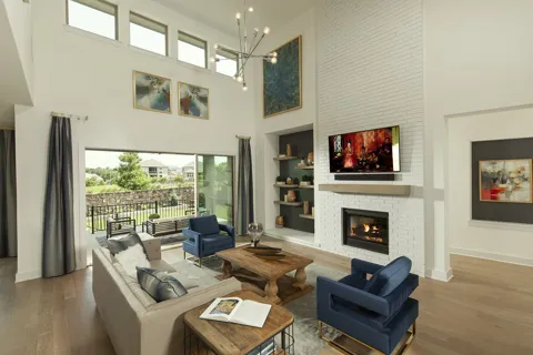 2520 Carretera Drive