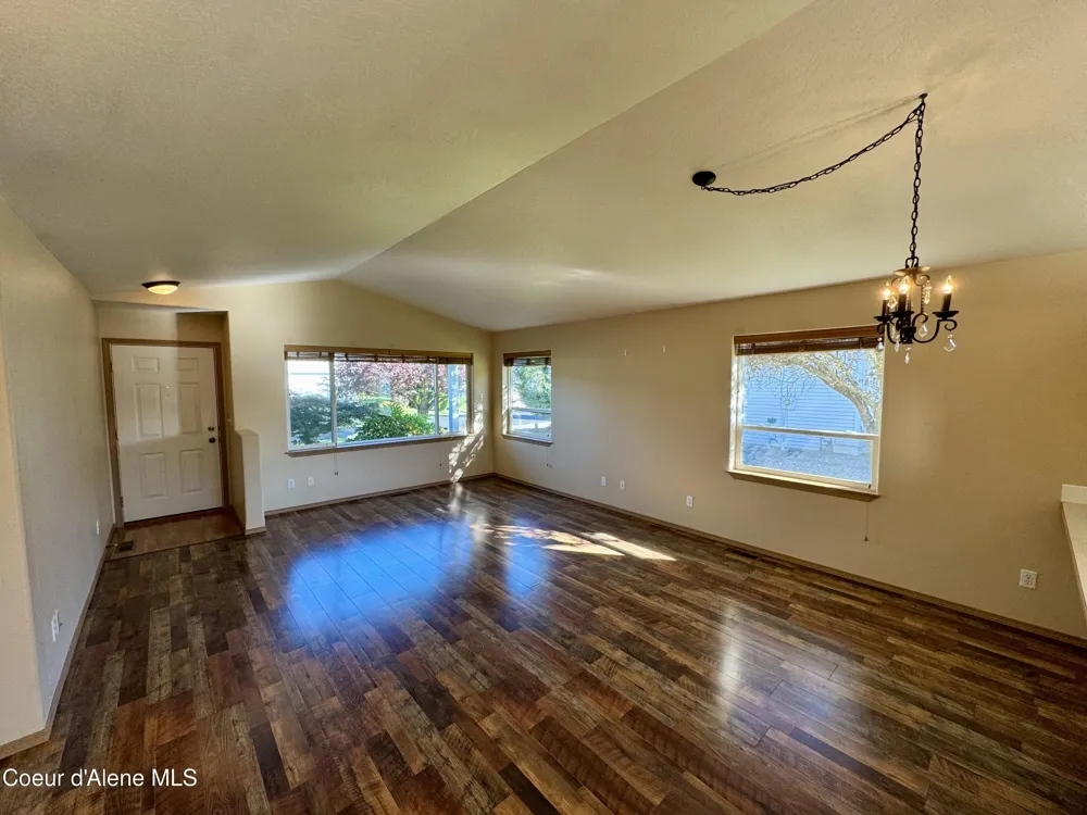 1346 W PROGRESS DRIVE Hayden, ID 83835