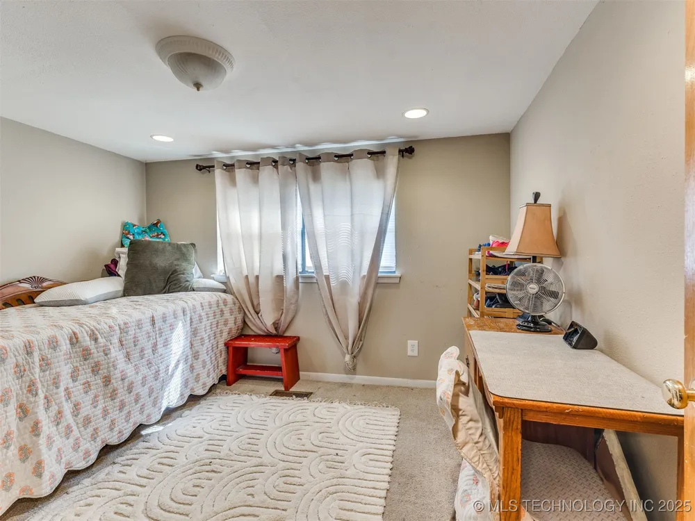 25888 E 191st Street S Haskell, OK 74436