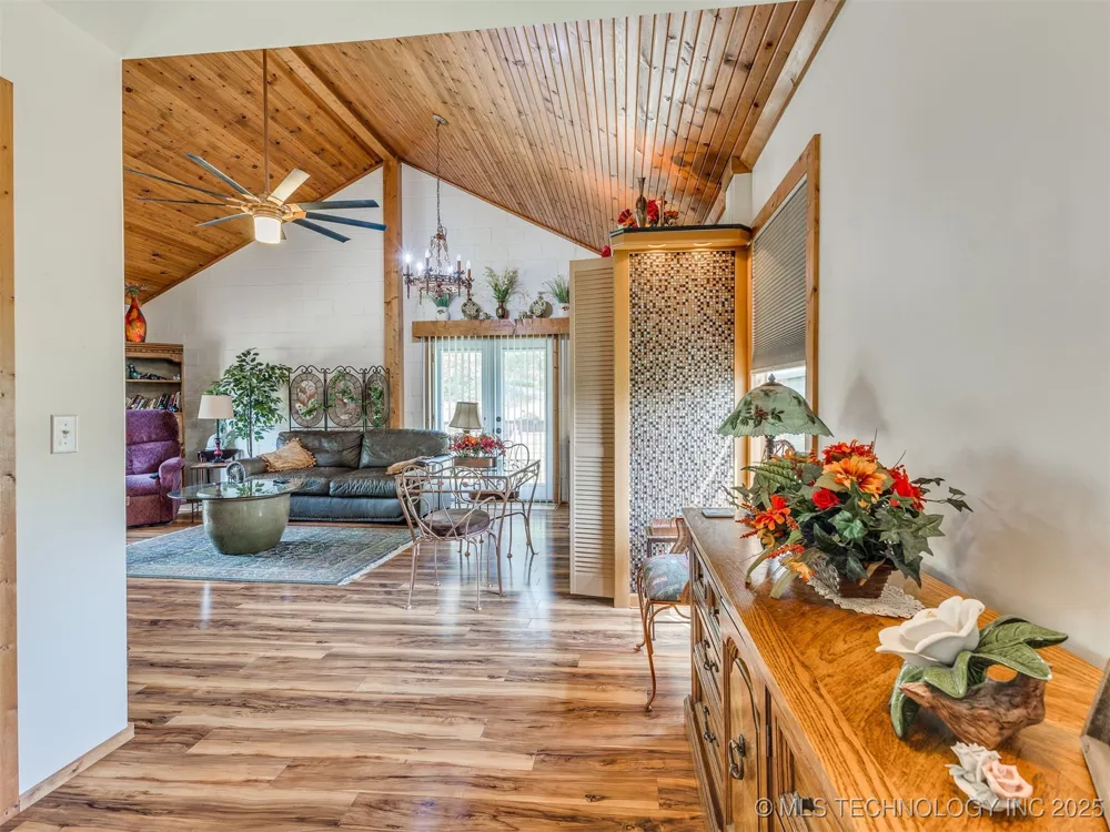25888 E 191st Street S Haskell, OK 74436