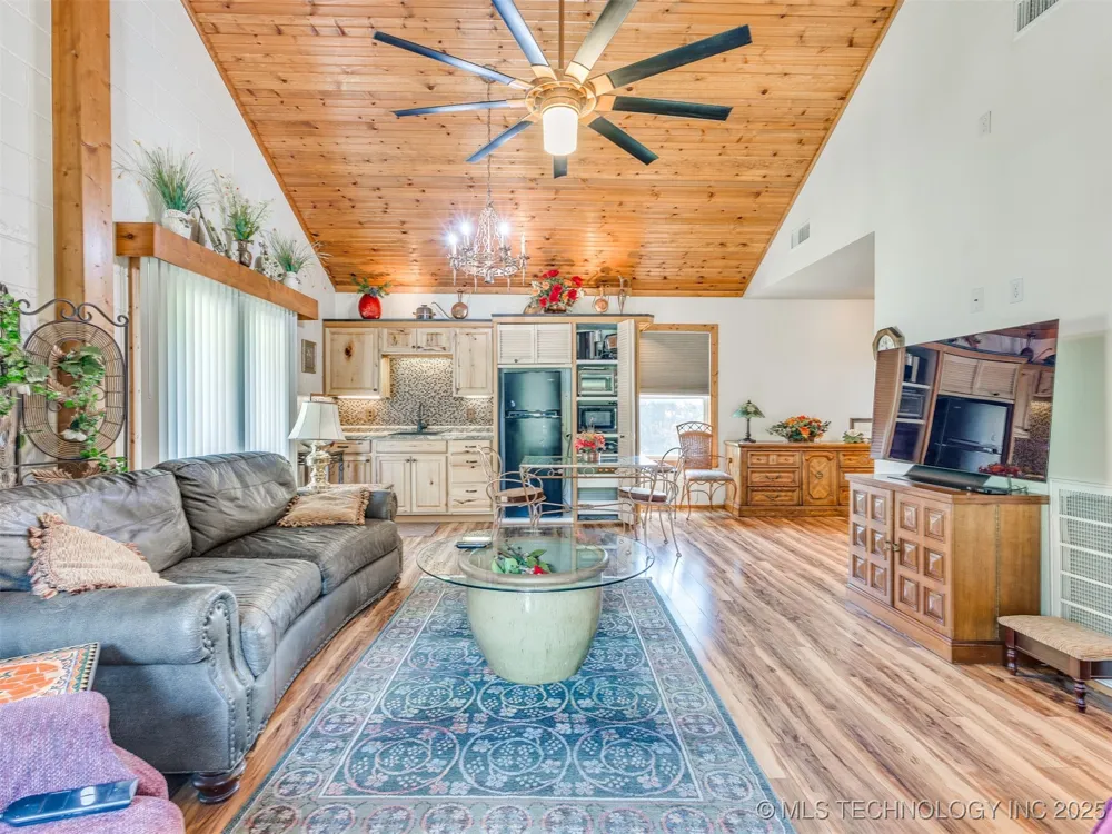 25888 E 191st Street S Haskell, OK 74436