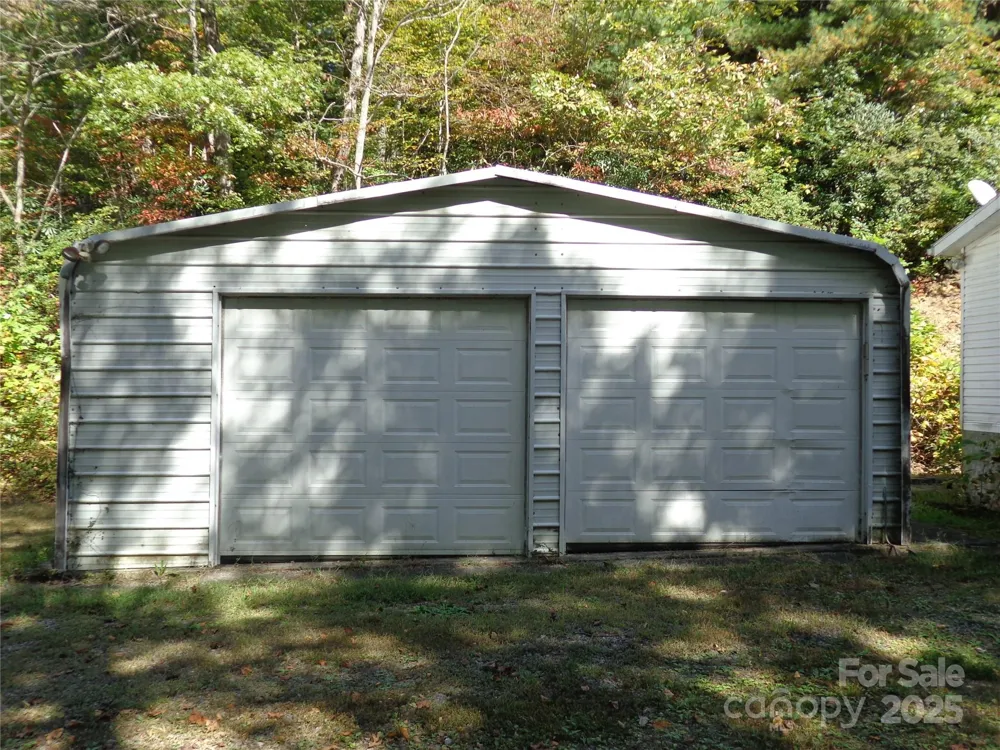 89 Blue Mountain Road Fairview, NC 28730