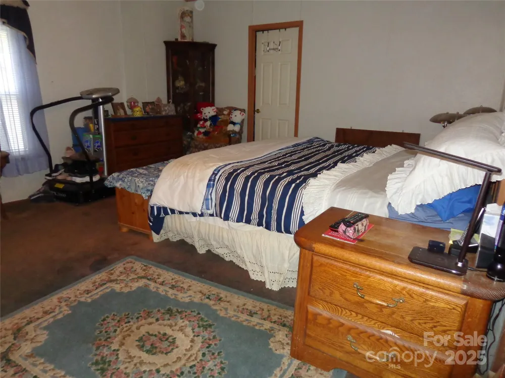89 Blue Mountain Road Fairview, NC 28730