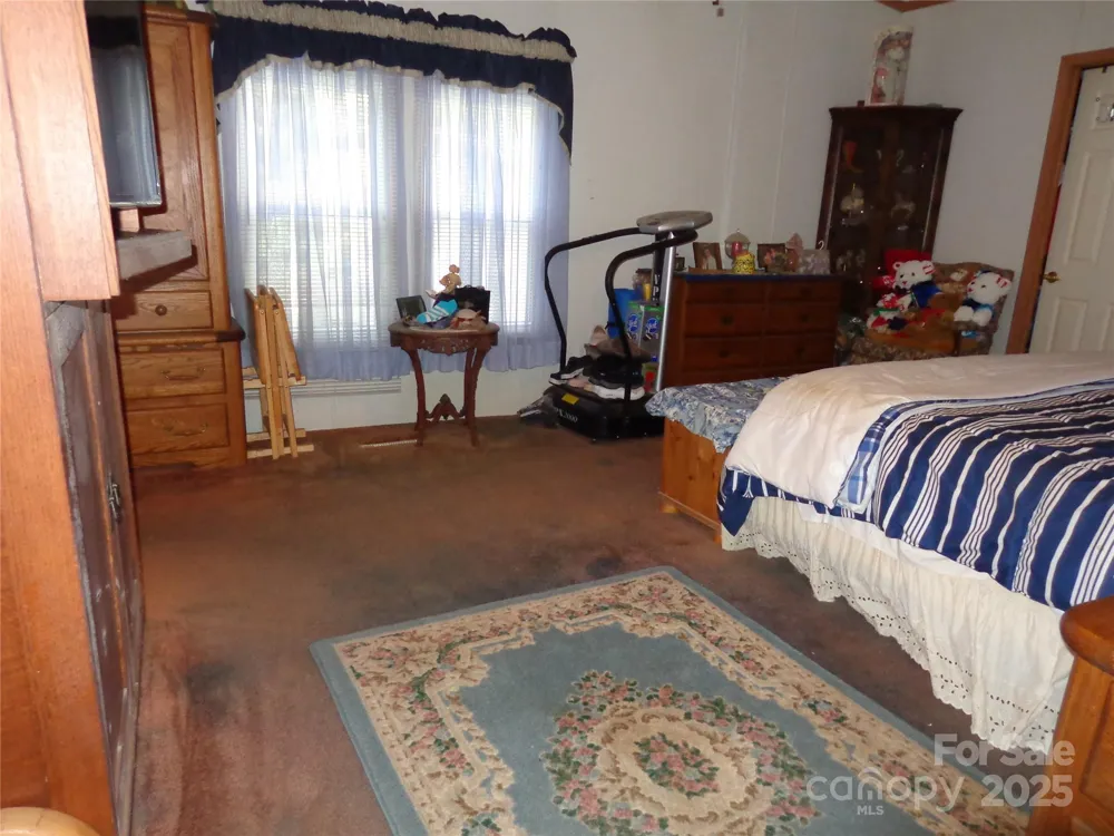 89 Blue Mountain Road Fairview, NC 28730