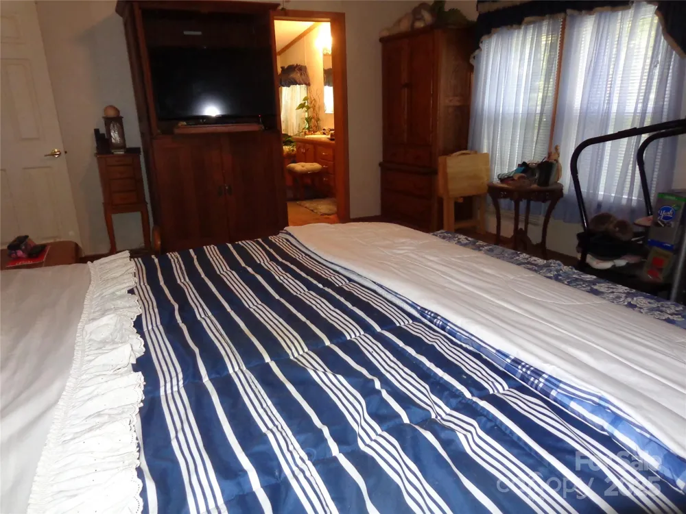 89 Blue Mountain Road Fairview, NC 28730