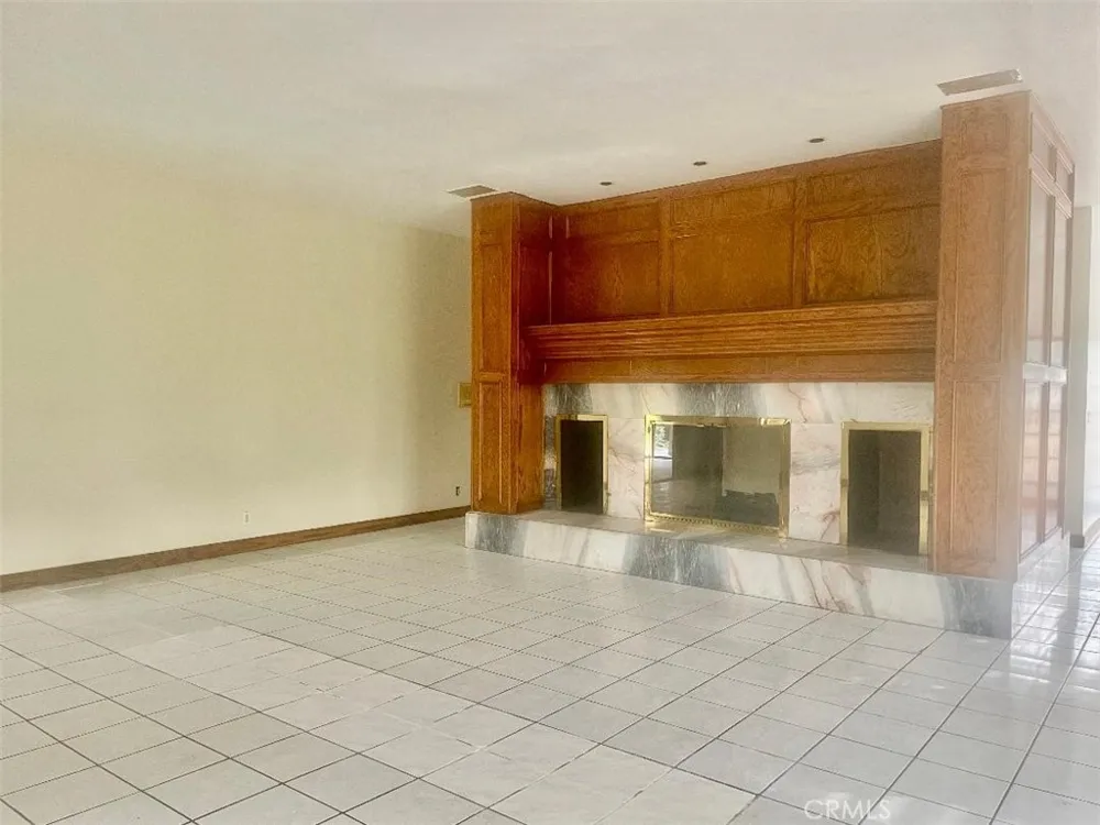 2445 Desire Rowland Heights, CA 91748