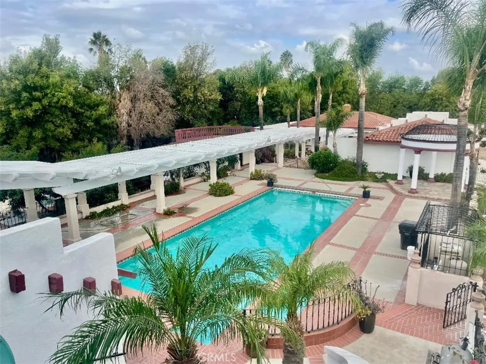 2445 Desire Rowland Heights, CA 91748