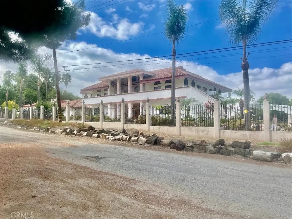 2445 Desire Rowland Heights, CA 91748