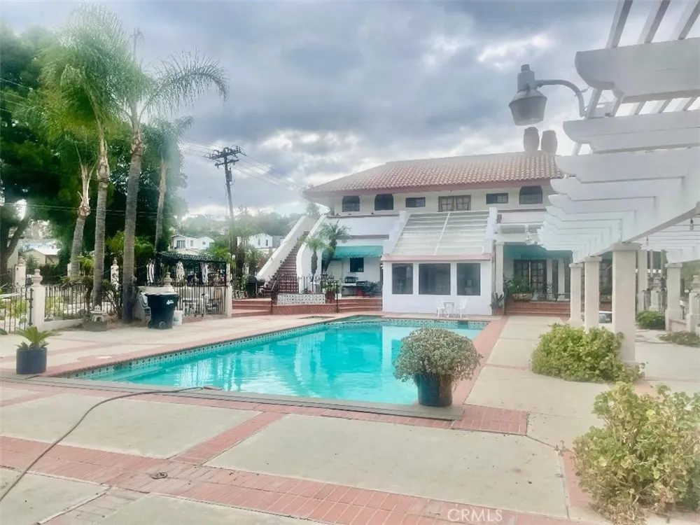 2445 Desire Rowland Heights, CA 91748