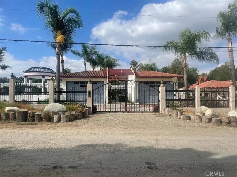 2445 Desire Rowland Heights, CA 91748