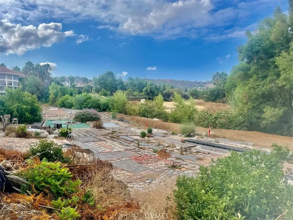 2445 Desire Rowland Heights, CA 91748