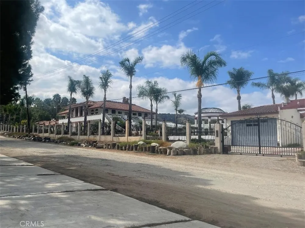 2445 Desire Rowland Heights, CA 91748