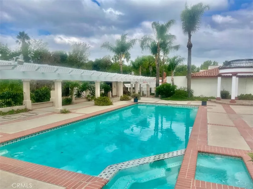 2445 Desire Rowland Heights, CA 91748